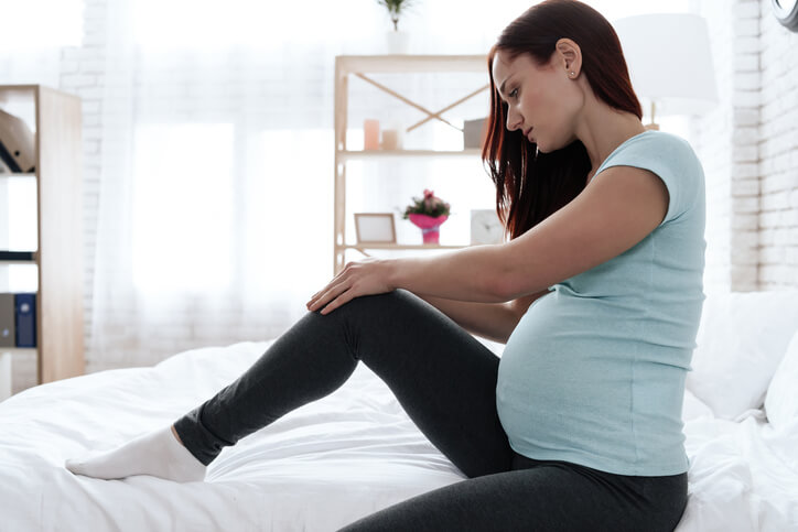 Knee Pain During Pregnancy Causes And Ways To Manage It 